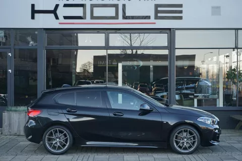 BMW 1-serie 118i High Executive | M Sport
