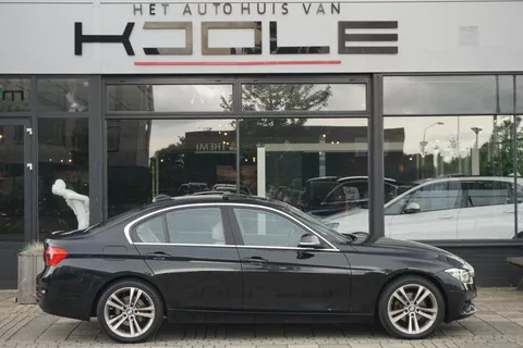 BMW 3-serie 320i Corporate Lease High Executive | LCI | DAK | HUD | LEER