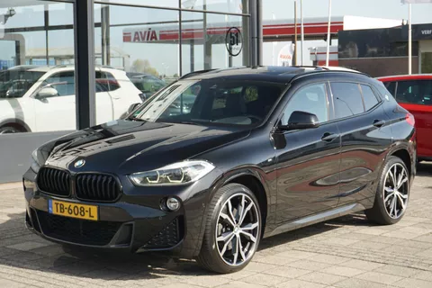 BMW X2 2.0i xDrive High Executive | PANO | trekhaak | ACC