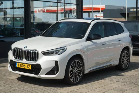 BMW X1 xDrive25e | M pakket | PANO