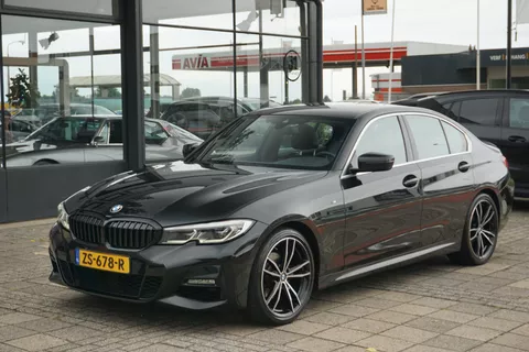 BMW 3-serie 320i High Executive Edition | M-Pakket | hifi | Laser