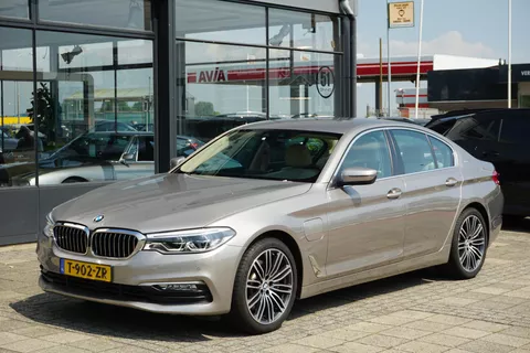 BMW 5-serie 530e iPerformance High Executive
