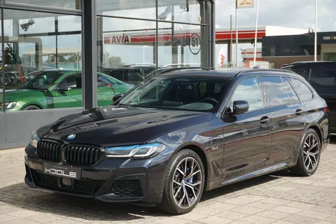 BMW 5-serie Touring 530e High Executive | M pakket | PANO | Laser