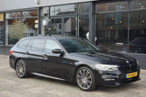 BMW 5-serie Touring 530i High Executive | M pakket | Trekhaak | ACC
