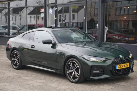 BMW 4-serie Coup&eacute; 430i High Executive | M Pakket | ACC | Open dak