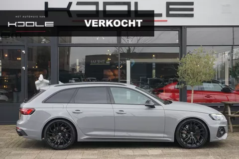 Audi A4 Avant RS4 2.9 TFSI quattro Audi A4 Avant 2.9 TFSI RS 4 quattro