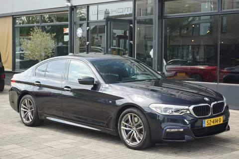 BMW 5-serie 530i High Executive M pakket | comfr. stoelen | HUD