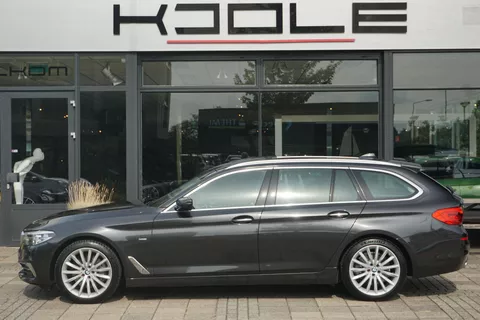 BMW 5-serie Touring 530i xDrive High Executive