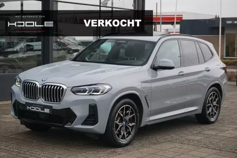 BMW X3 xDrive30e High Executive | PANO | Trekhaak | ACC