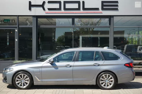 BMW 5-serie Touring 530e High Executive | Soh 100% | PANO | LASER | ACC | Comf stoelen