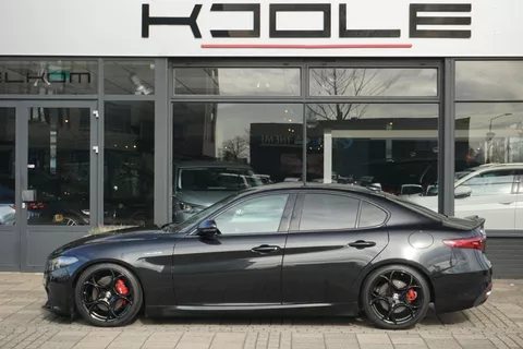 Alfa Romeo Giulia 2.0 T AWD Veloce | Carbon | Carplay | Milano Edition