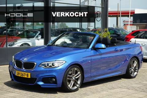 BMW 2-serie Cabrio 220i High Executive | M pakket | Groot navi