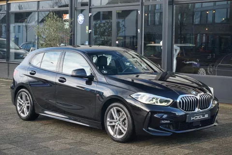 BMW 1-serie 118i High Executive | M-Pakket | digital key